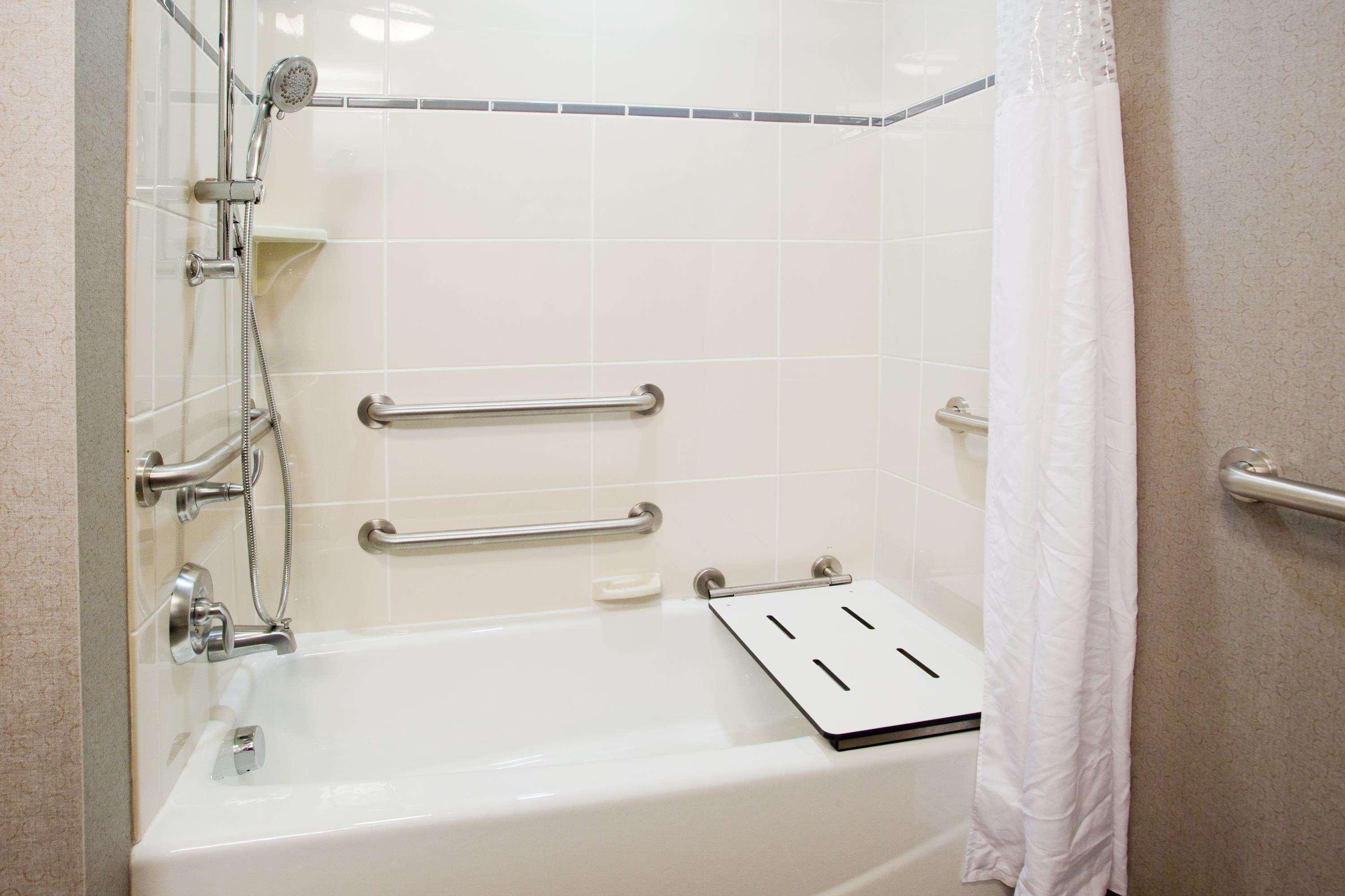 Hampton Inn & Suites Chapel Hill/Carrboro Εξωτερικό φωτογραφία