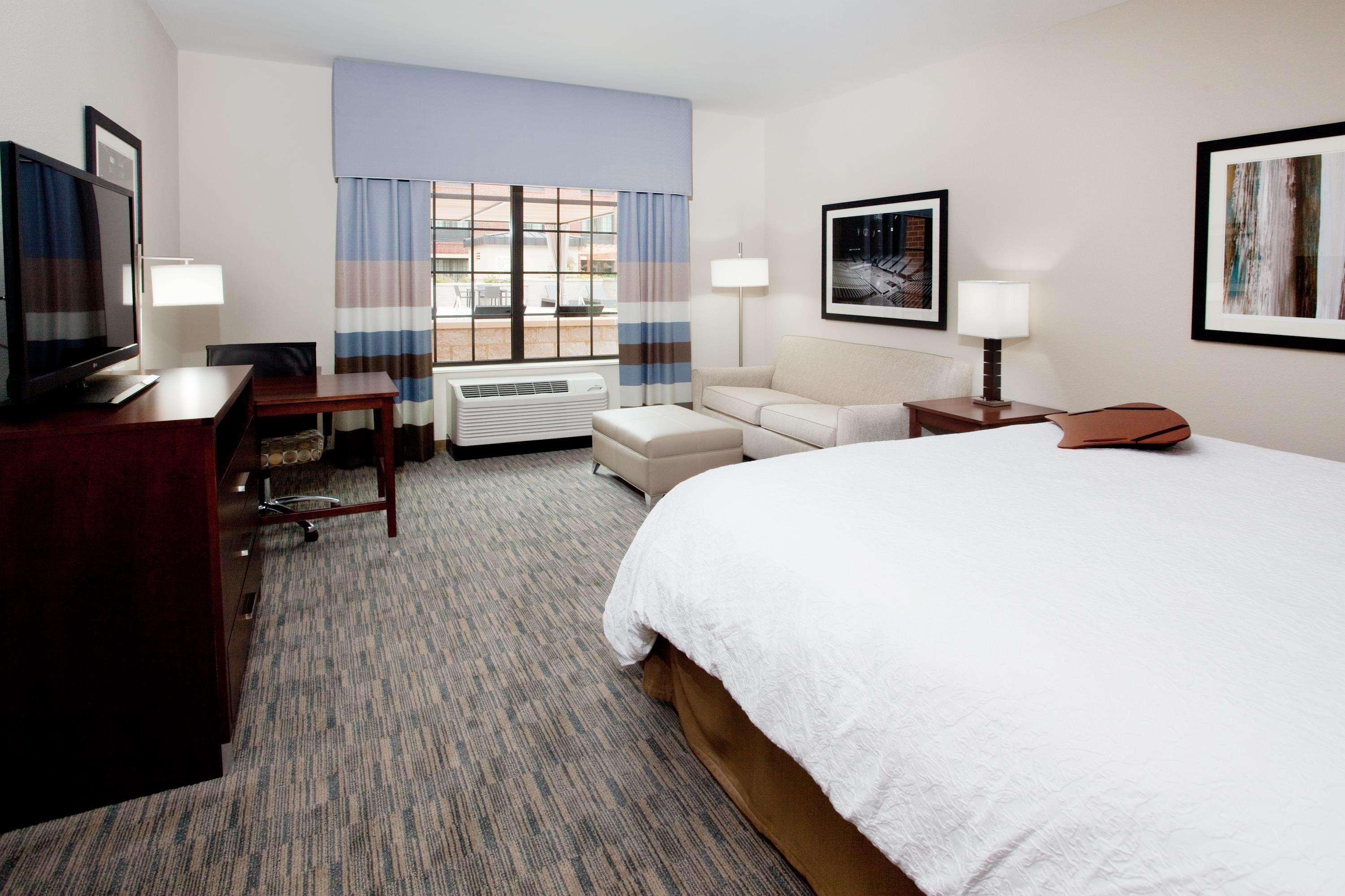 Hampton Inn & Suites Chapel Hill/Carrboro Εξωτερικό φωτογραφία