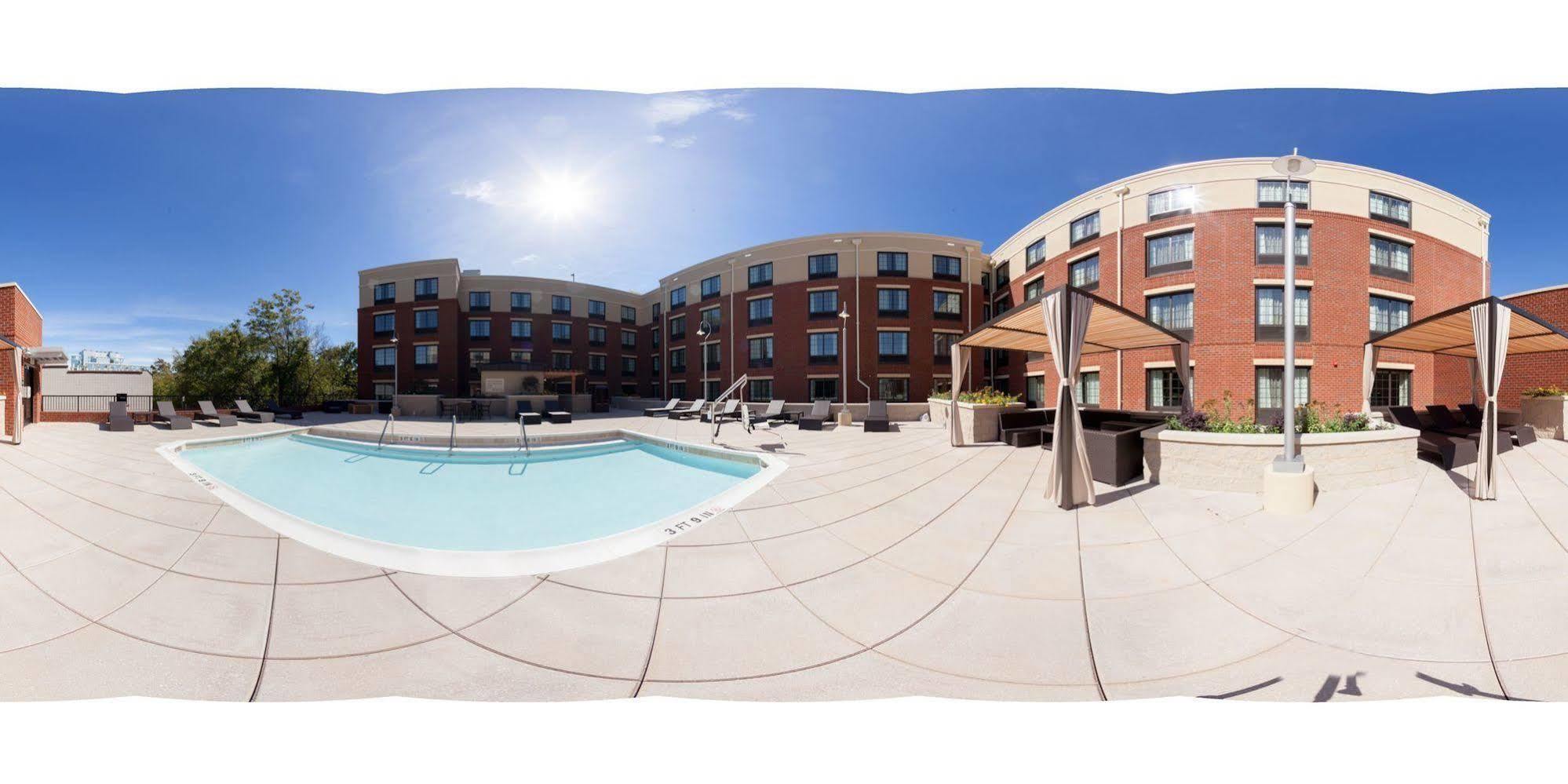 Hampton Inn & Suites Chapel Hill/Carrboro Εξωτερικό φωτογραφία