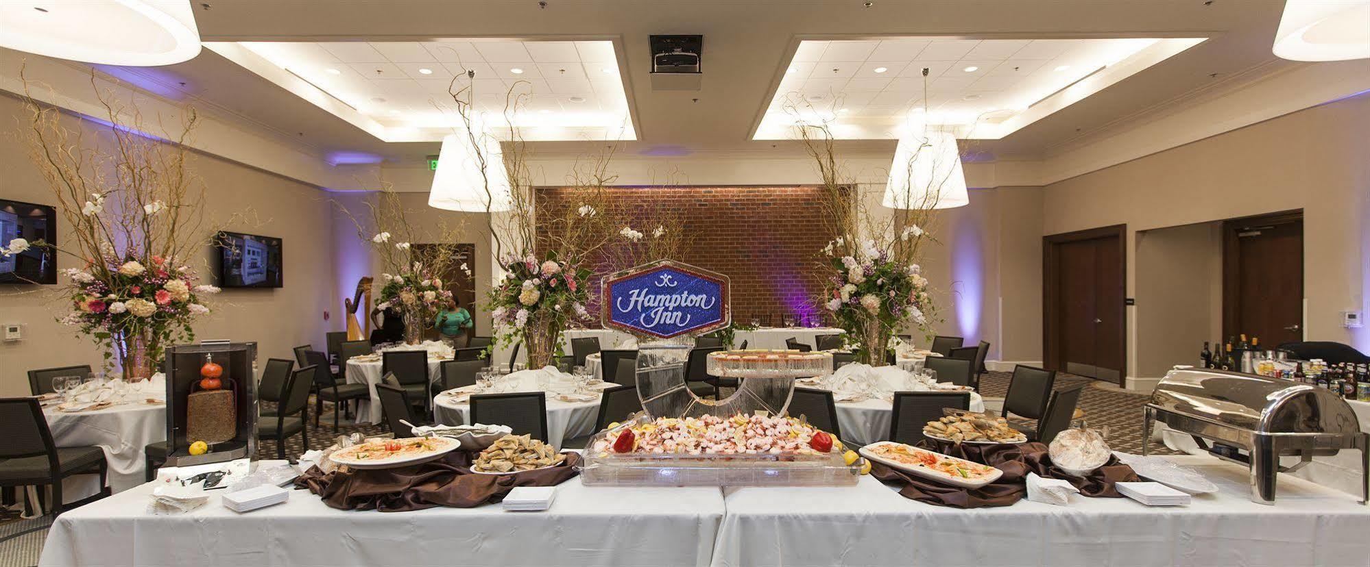 Hampton Inn & Suites Chapel Hill/Carrboro Εξωτερικό φωτογραφία